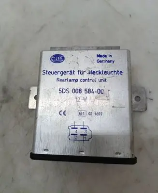 BMW 5 E39 Light module LCM 5DS00858400