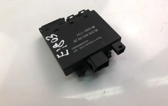 Mercedes-Benz CLK A209 C209 Other control units/modules 2098200926