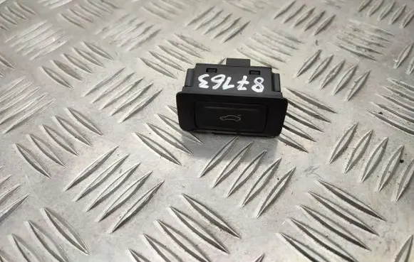 Audi A6 Allroad C7 Tailgate opening switch 4G0959831A