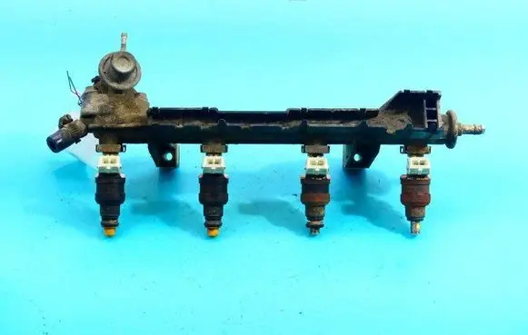 Volkswagen Golf II Fuel injector 030906031A IMPRK1259501