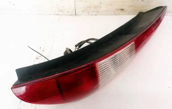 Ford Mondeo Mk III Rear/tail lights