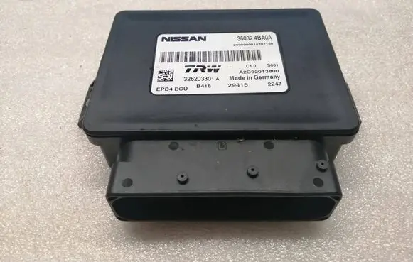 Nissan X-Trail T32 Hand brake control module 360324BA0A 32620330 A2C92013800