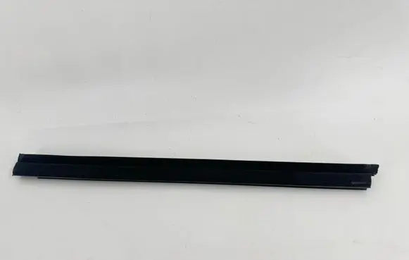 BMW 7 F01 F02 F03 F04 Rubber seal rear door 