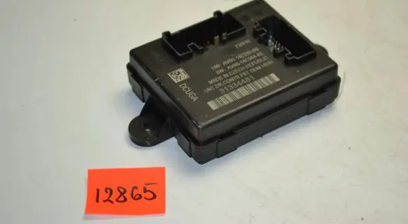 Volvo V60 Door control unit/module AV6N14C235BB AV6N14C064AE 31334481
