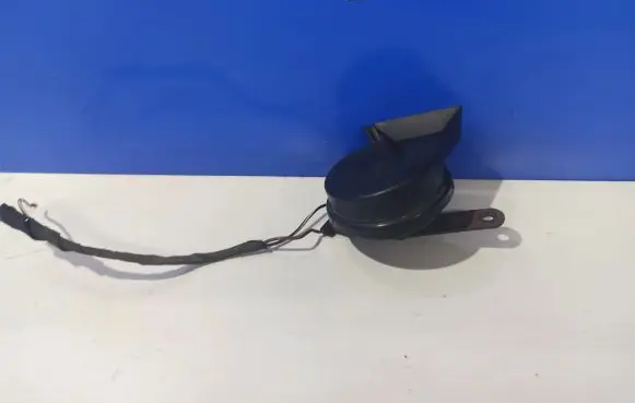 Mercedes-Benz C W203 Horn signal A28657625