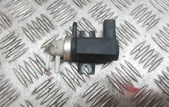 Skoda Octavia Mk1 (1U) Turbo solenoid valve 1J0906627A