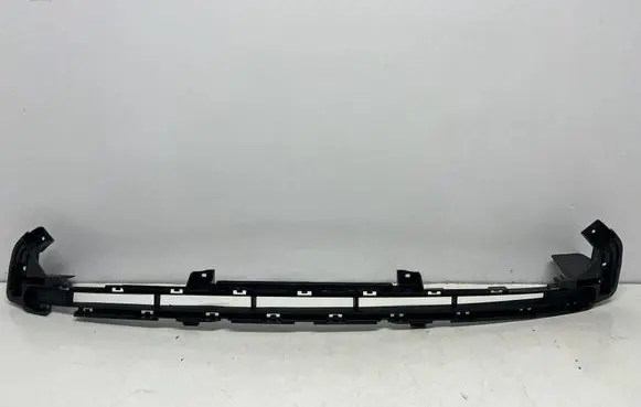 Front bumper lower grill