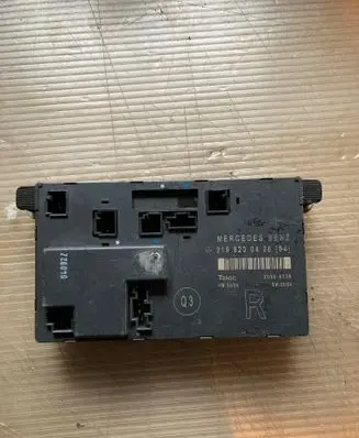 Mercedes-Benz CLS C219 Door control unit/module 2198200426 00008536