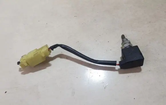 KIA Ceed Brake pedal sensor switch