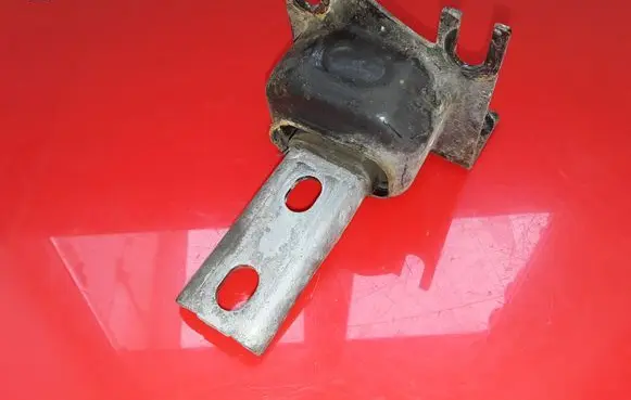 Dacia Dokker Engine mount bracket NOCODE