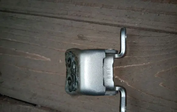 Honda CR-V Front door lower hinge 
