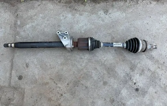 Opel Astra J Front driveshaft 13335157