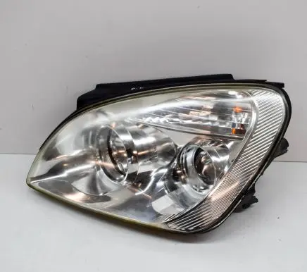 KIA Carens I Headlight/headlamp