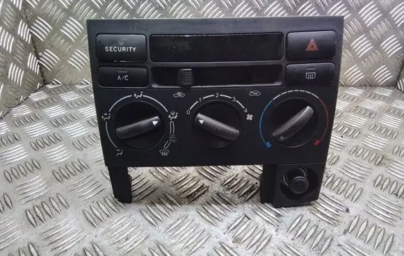 Toyota Corolla Verso E121 Climate control unit 5553313010 5541213020