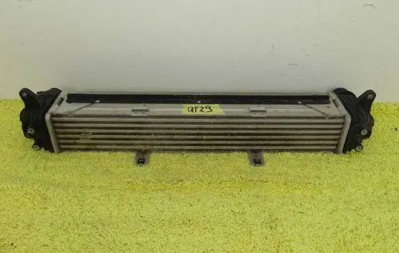 Hyundai i30 Intercooler radiator 28270-08000