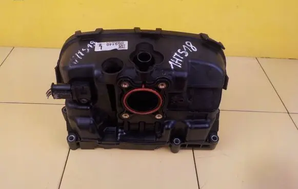 Opel Corsa E Intake manifold 55595140 B10XFT