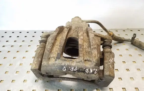 Jeep Cherokee III KJ Front brake caliper 135418