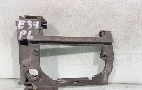 Front door exterior handle/bracket