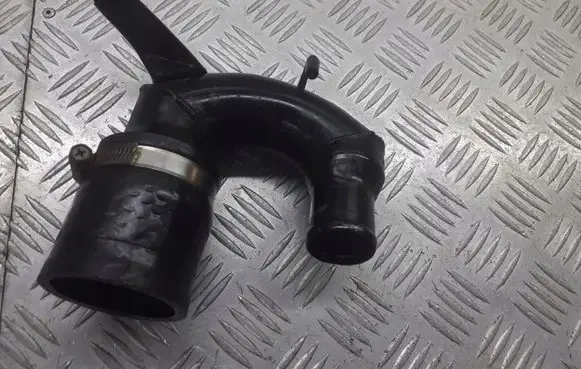 Toyota Corolla Verso E121 Intercooler hose/pipe