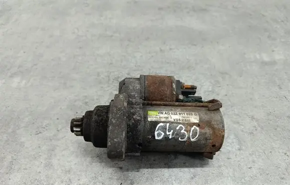 Volkswagen Golf V Starter motor 02Z911023G