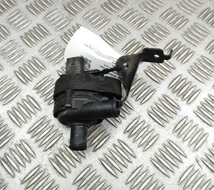 Mercedes-Benz C W205 Electric auxiliary coolant/water pump A2118350364