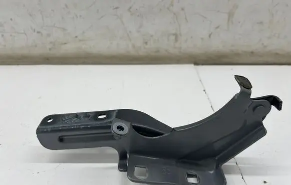Nissan X-Trail T33 Engine bonnet/hood hinges