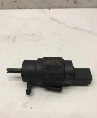 Audi A5 8T 8F Windscreen/windshield washer pump 8K5955647