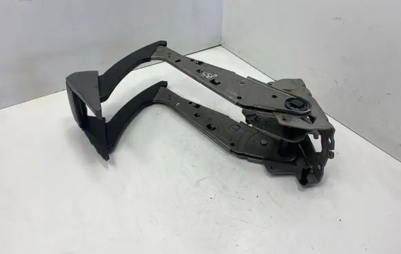 Opel Zafira B Hand brake release handle 13237304