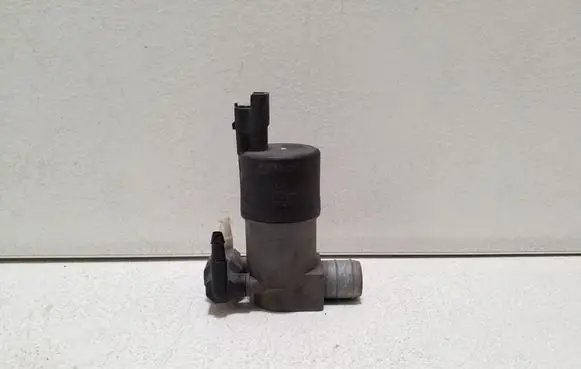 Nissan Pathfinder R51 Windscreen/windshield washer pump 9641553980