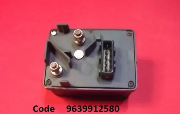 Citroen C3 Glow plug pre-heat relay 9639912580