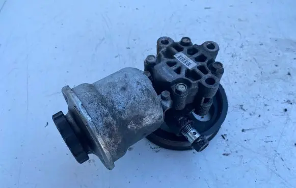 Power steering pump