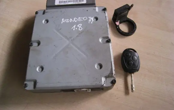 Ford Mondeo Mk III Engine control unit/module 1S7F12A650KD LB0110