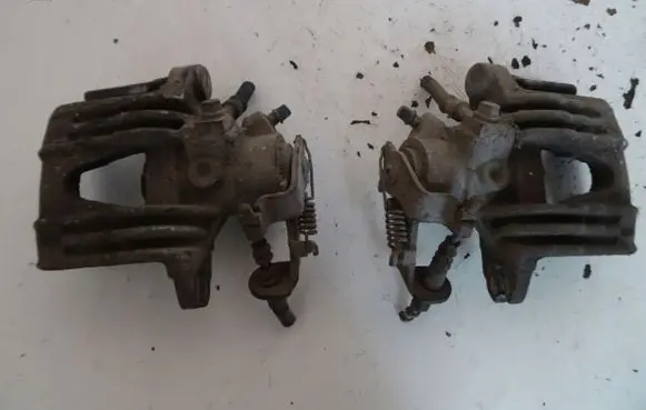 Opel Astra G Rear brake caliper