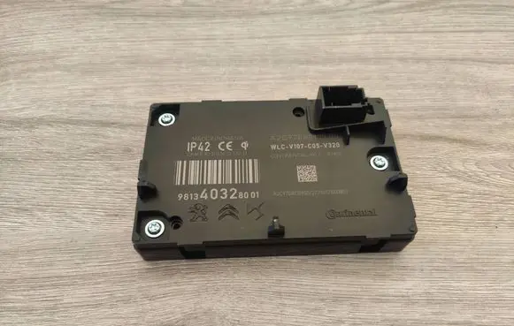 Citroen DS7 Crossback Wireless charging module 981340328001 9813403280