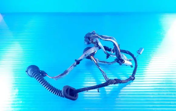 Volvo S70 V70 V70 XC Rear door wiring loom 8645683 D8645683005