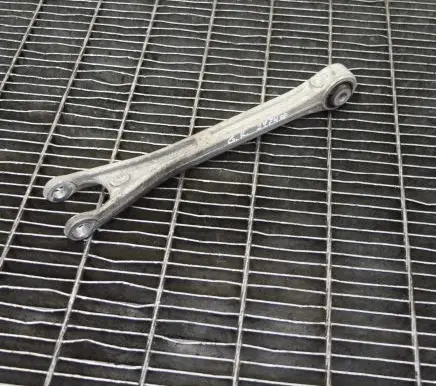 Maserati Ghibli Rear upper control arm/wishbone 69573