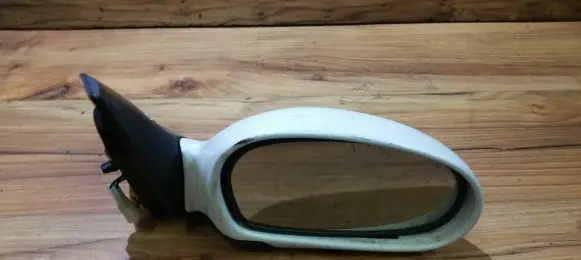 KIA Shuma Front door electric wing mirror
