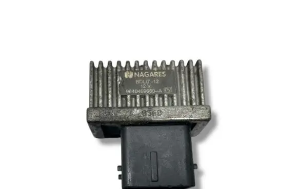 Nissan Qashqai Glow plug pre-heat relay 9640469680 BDL712