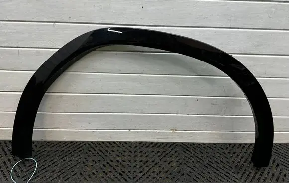 BMW X6 G06 Front arch trim 8069182