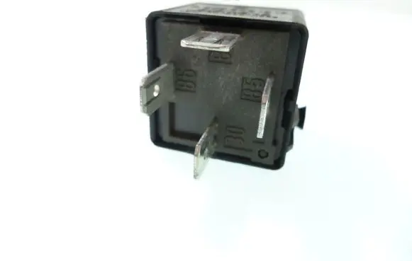 Mercedes-Benz C W202 Other relay A0025421319