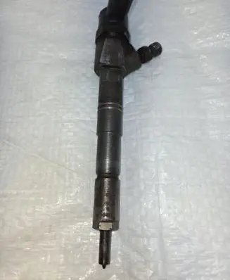 Opel Astra J Fuel injector 0445110423