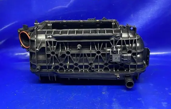 Ford Mondeo MK V Intake manifold DS7G9424FB