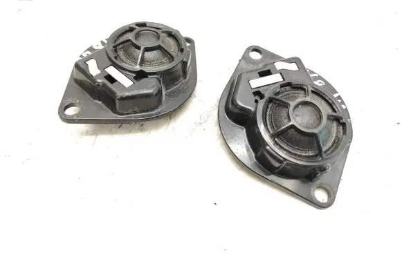 Volvo C70 Front door high frequency speaker 30679338