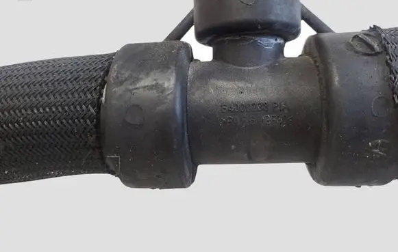 Volvo V70 Engine coolant pipe/hose 31355201 S8000163 S4000238