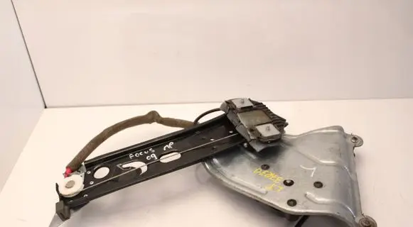 Ford Focus ST Rear door window regulator with motor 38931015AH0