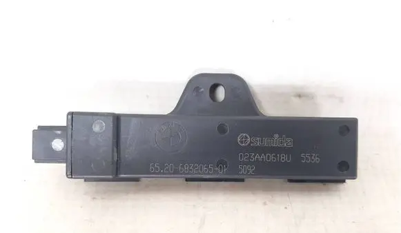 BMW X5 G05 Interior comfort aerial antenna 6832065 5A5D3C0 65206832065