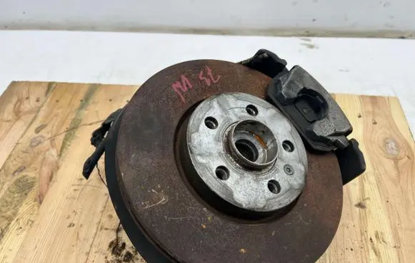 Volkswagen Taigo Front wheel hub spindle knuckle