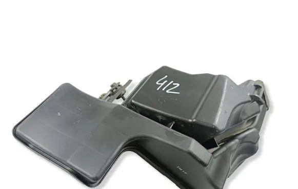 Mitsubishi Outlander IV Other engine part 