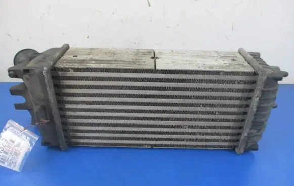 Citroen Xsara Picasso Intercooler radiator 9645965180