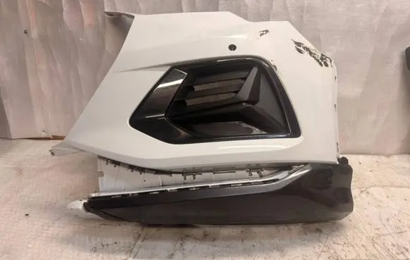 Audi Q3 F3 Front bumper corner part panel trim 83A807437